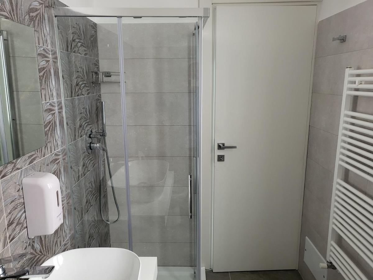 Casa Dello Stretto Hotel Месина Екстериор снимка