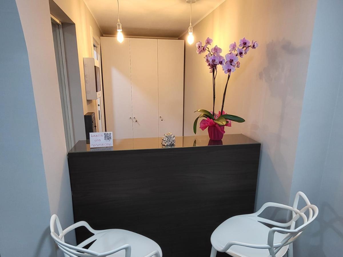 Casa Dello Stretto Hotel Месина Екстериор снимка