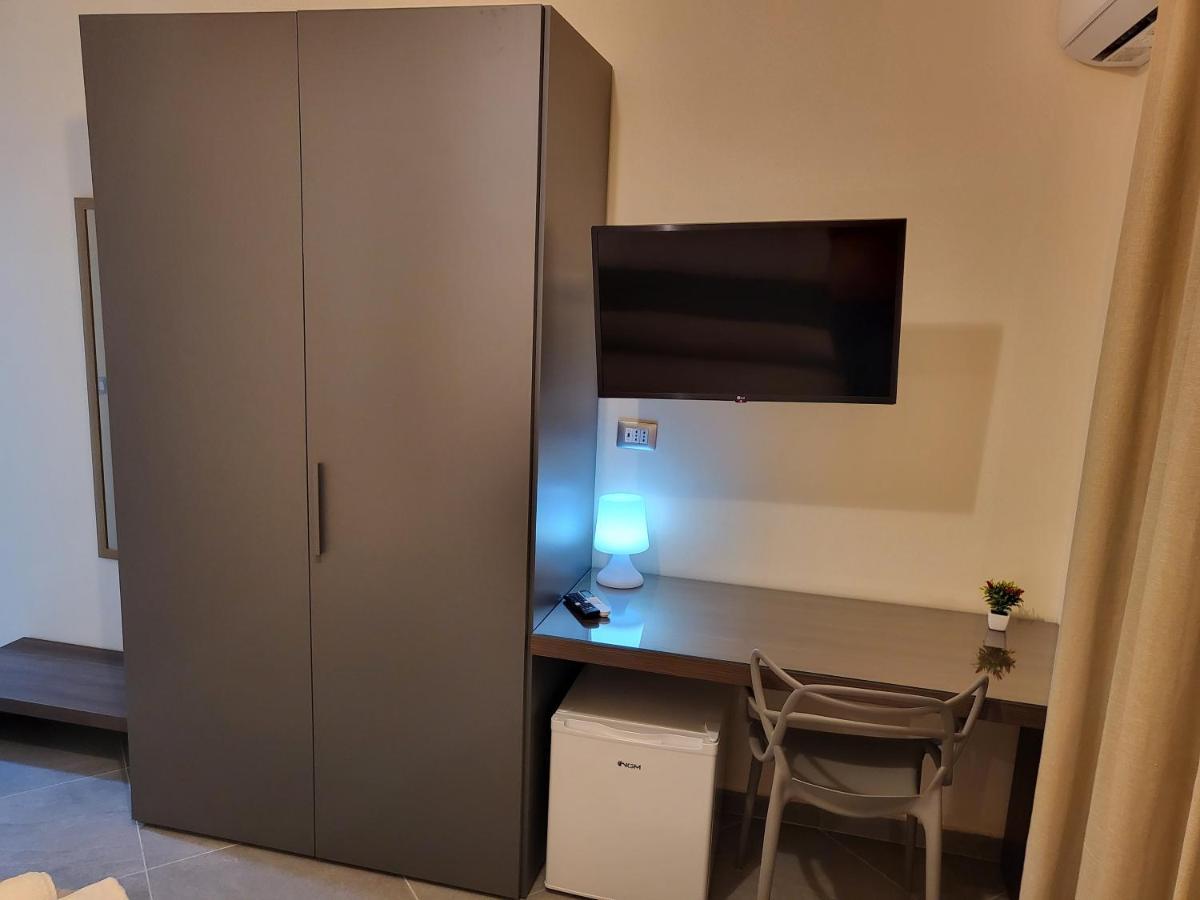 Casa Dello Stretto Hotel Месина Екстериор снимка