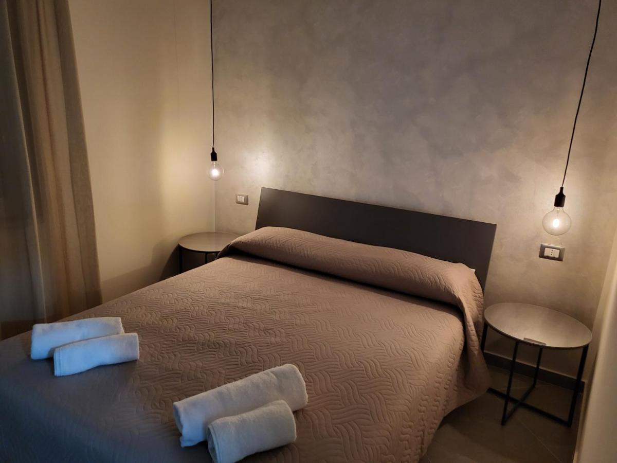 Casa Dello Stretto Hotel Месина Екстериор снимка