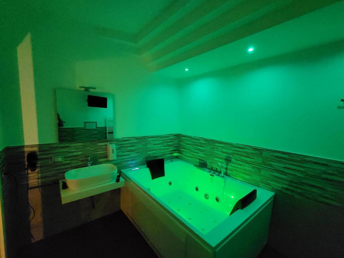 Casa Dello Stretto Hotel Месина Екстериор снимка
