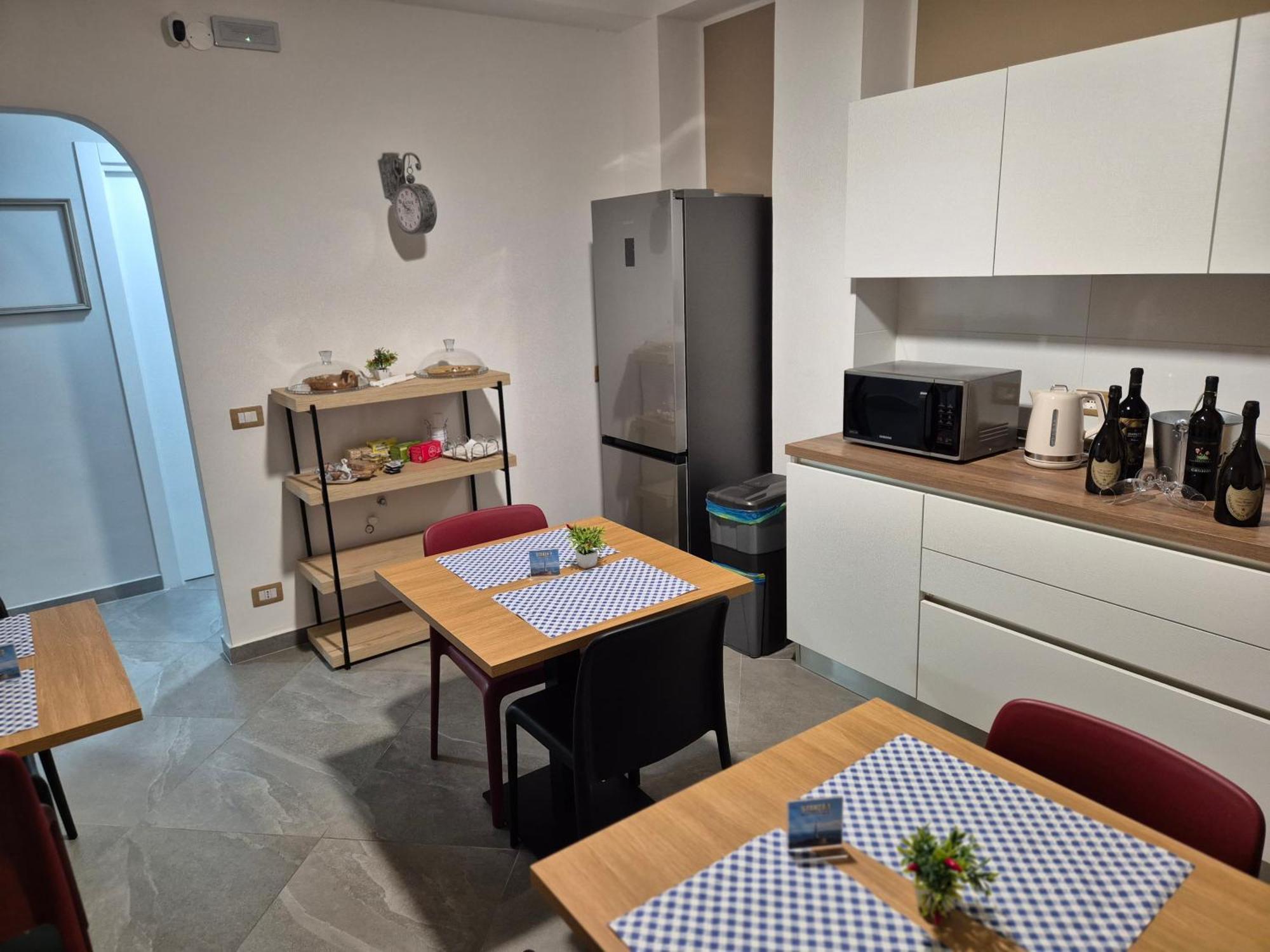 Casa Dello Stretto Hotel Месина Екстериор снимка